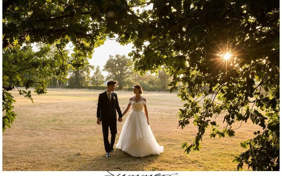 Berkshire Wedding Photography – Beautiful Wedding at Cantley House Wokingham