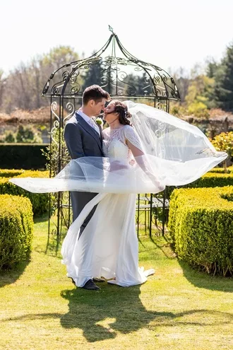 Berkshire wedding photographers Norton park